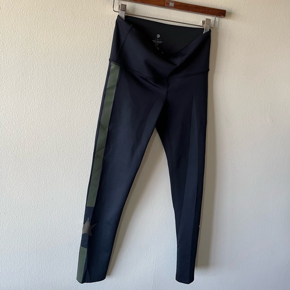 👖Noli jet tiger fit leggings - Picture 1 of 8